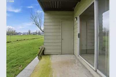 1308 NE Hogan Dr, Gresham, OR 97030 - Photo 25