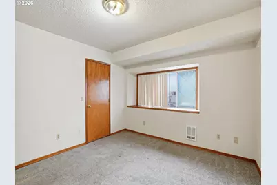 1308 NE Hogan Dr, Gresham, OR 97030 - Photo 21