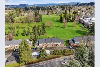 1308 NE Hogan Dr, Gresham, OR 97030 - Photo 27