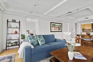 1260 NW Naito Pkwy, Portland, OR 97209 - Photo 9