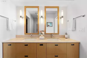 1260 NW Naito Pkwy, Portland, OR 97209 - Photo 25