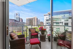 1260 NW Naito Pkwy, Portland, OR 97209 - Photo 19