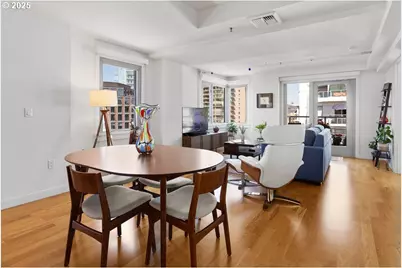 1260 NW Naito Pkwy #807B, Portland, OR 97209 - Photo 11