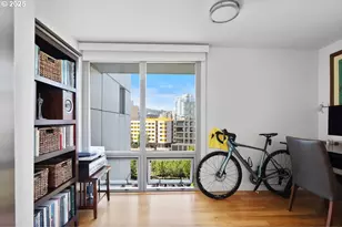 1260 NW Naito Pkwy, Portland, OR 97209 - Photo 13