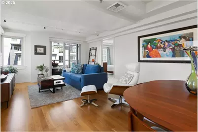 1260 NW Naito Pkwy #807B, Portland, OR 97209 - Photo 7