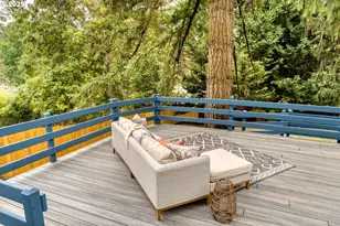 10525 SW 63rd Dr, Portland, OR 97219 - Photo 39