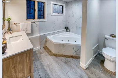 10525 SW 63rd Dr, Portland, OR 97219 - Photo 31