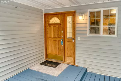 10525 SW 63rd Dr, Portland, OR 97219 - Photo 3