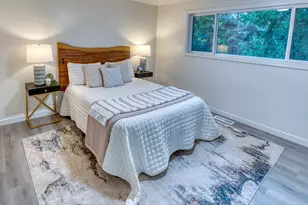 10525 SW 63rd Dr, Portland, OR 97219 - Photo 17