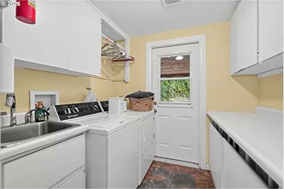 14543 Thayer Rd, Oregon City, OR 97045 - Photo 17