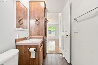 655 NE Burnett Rd #4, McMinnville, OR 97128 - Photo 29
