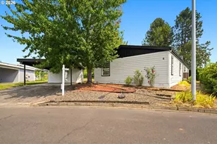 655 NE Burnett Rd, McMinnville, OR 97128 - Photo 1