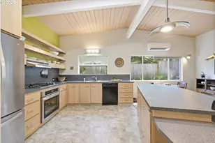 3730 Donald St, Eugene, OR 97405 - Photo 15