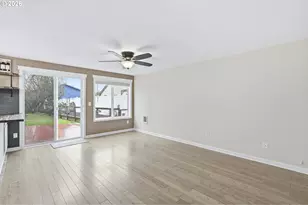 1559 E 2nd St, Newberg, OR 97132 - Photo 7