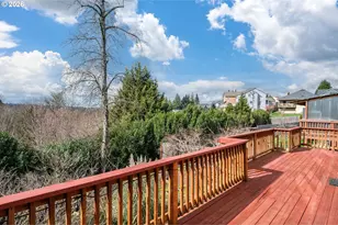 854 SE 4th Ave, Estacada, OR 97023 - Photo 3