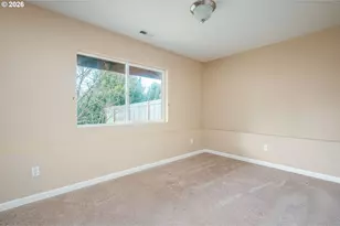 854 SE 4th Ave, Estacada, OR 97023 - Photo 9