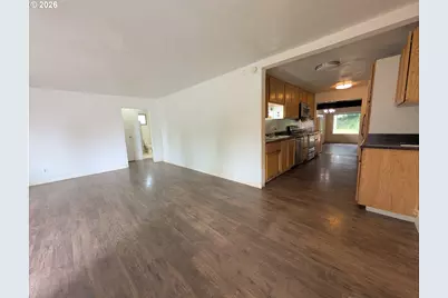324 Spruce Dr, Brookings, OR 97415 - Photo 5