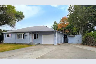324 Spruce Dr, Brookings, OR 97415 - Photo 3