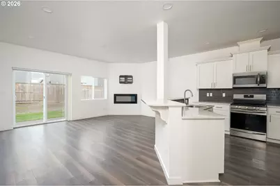 835 S 25th Ave, Cornelius, OR 97113 - Photo 3
