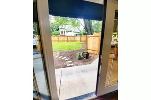 745 SW Maplecrest Dr, Portland, OR 97219 - Photo 25