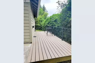 745 SW Maplecrest Dr, Portland, OR 97219 - Photo 41