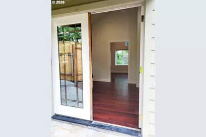745 SW Maplecrest Dr, Portland, OR 97219 - Photo 33