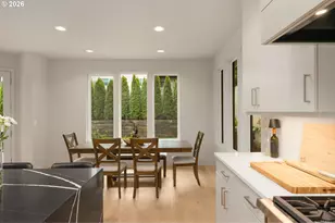 1108 Spruce St, Lake Oswego, OR 97034 - Photo 11