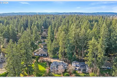 16234 Waluga Dr, Lake Oswego, OR 97035 - Photo 41