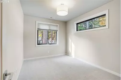 16234 Waluga Dr, Lake Oswego, OR 97035 - Photo 33