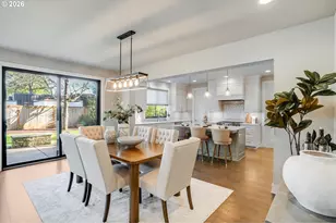 16234 Waluga Dr, Lake Oswego, OR 97035 - Photo 9