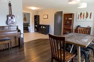 420 Juniper St, Florence, OR 97439 - Photo 3