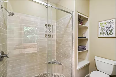 8297 SW Hayden Dr, Beaverton, OR 97007 - Photo 23
