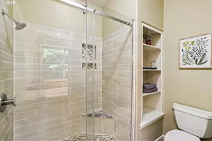 8297 SW Hayden Dr, Beaverton, OR 97007 - Photo 23