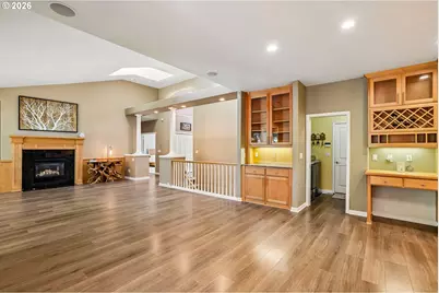 8297 SW Hayden Dr, Beaverton, OR 97007 - Photo 7
