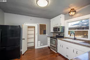 289 Harbor St, Florence, OR 97439 - Photo 25