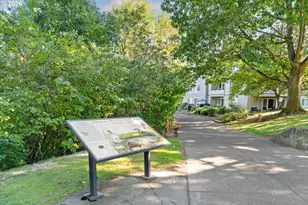 4970 S Landing Dr, Portland, OR 97239 - Photo 25