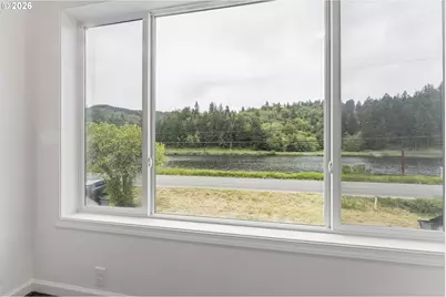 95580 S Coos River Ln, Coos Bay, OR 97420 - Photo 23