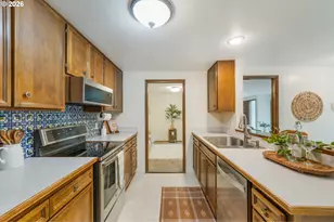 101 Westbrook Way, Eugene, OR 97405 - Photo 11