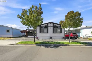 5 Manor Loop, Roseburg, OR 97471 - Photo 1