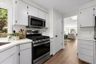 14325 SW Fanno Creek Loop, Portland, OR 97224 - Photo 13