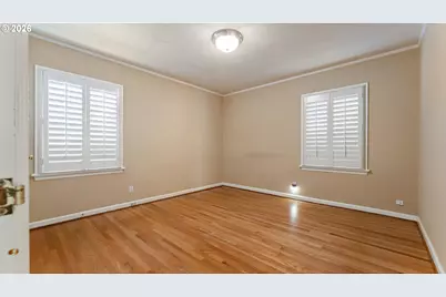 7256 N Chautauqua Blvd, Portland, OR 97217 - Photo 19