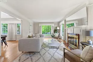 7256 N Chautauqua Blvd, Portland, OR 97217 - Photo 7
