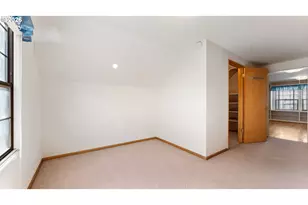 7256 N Chautauqua Blvd, Portland, OR 97217 - Photo 23