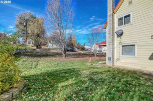 309 S Water St, Weston, OR 97886 - Photo 25