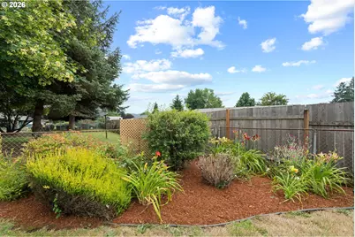 81 34th St, Washougal, WA 98671 - Photo 35