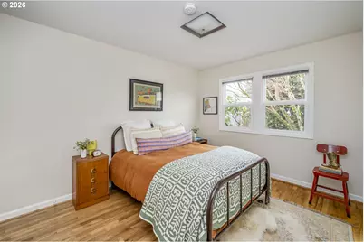 1011 NE Emerson St, Portland, OR 97211 - Photo 17