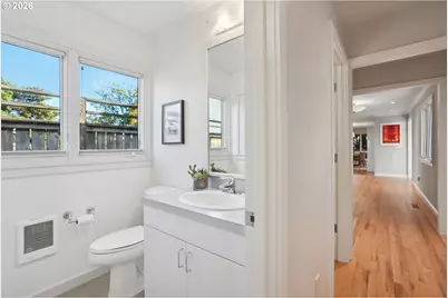 1776 SW Montgomery Dr, Portland, OR 97201 - Photo 15