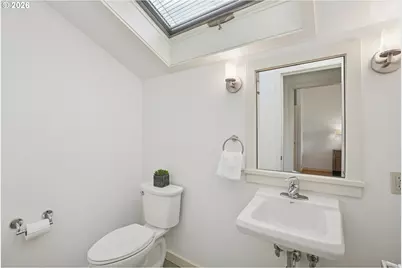 1776 SW Montgomery Dr, Portland, OR 97201 - Photo 23