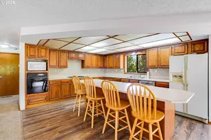 8748 Enclid St, Salem, OR 97305 - Photo 9