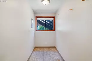 8748 Enclid St, Salem, OR 97305 - Photo 25